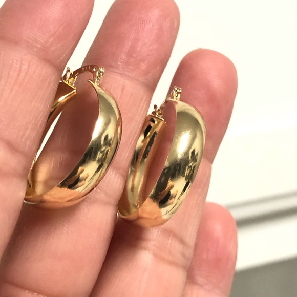 18k Gold Filled Hoop Earrings - Picture 4 of 8